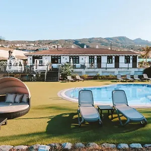 la-casa-nova.adeje-hotels.com/